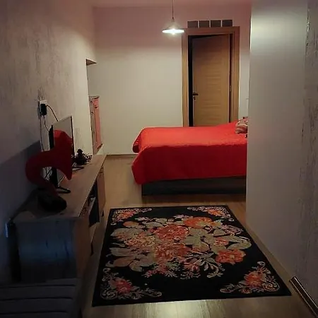 Gorkyhouseurla 4*